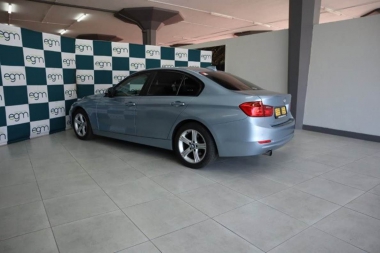17046BMWSteptronic008-th.jpg