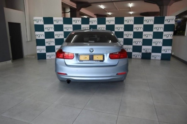 17046BMWSteptronic009-th.jpg