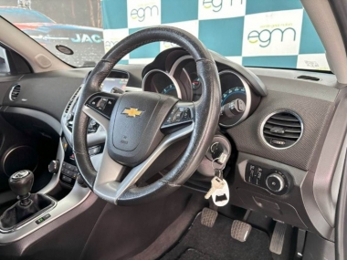 17058CHevroletCruze009-th.jpg