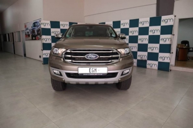 17160FordEverest012-th.jpg