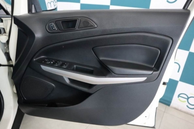 17192FordEcoSport005-th.jpg