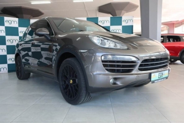 17200PorscheCayenne003-th.jpg