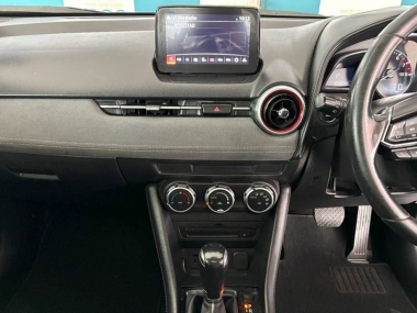 17203MazdaCX012-th.jpg