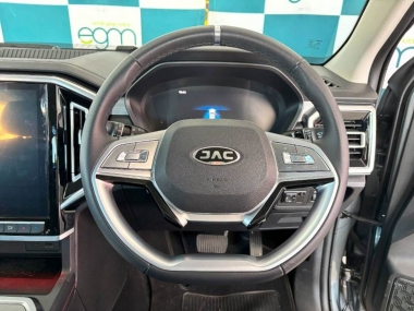 17226JAC010-th.jpg