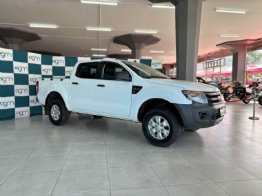 2012 Ford Ranger V 2.2 TDCi XL Double Cab Hi-Rider - ABS, AIRCON, ELECTRIC WINDOWS, TOWBAR, AIRBAGS, ALARM, FULL-SERVICE RECORD, RADIO, AUX, CD, SPARE KEYS. Finance available, trade-ins welcome, T&C'S apply!!!