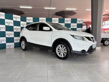 17262NissanQashqai001-1-th.jpg