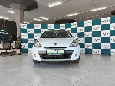 17293RenaultClioIII002-th.jpg