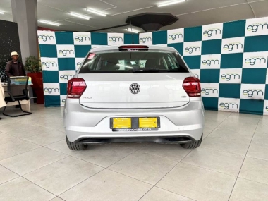 17294VolkswagenPolo014-th.jpg