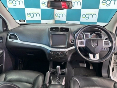 17319DodgeJourney009-th.jpg