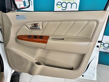 17321ToyotaFortuner005-th.jpg