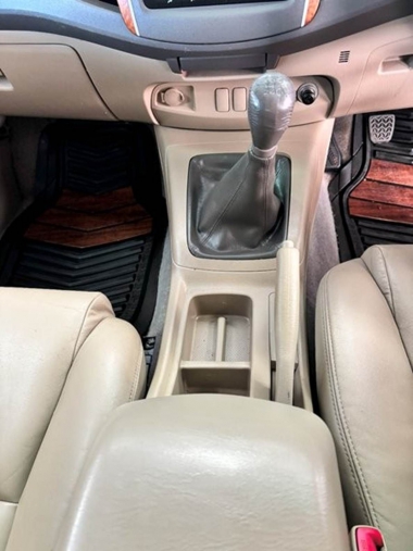 17321ToyotaFortuner012-th.jpg