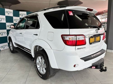 17321ToyotaFortuner021-th.jpg