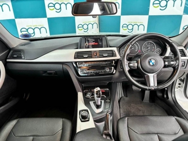 17323BMWAuto008-th.jpg