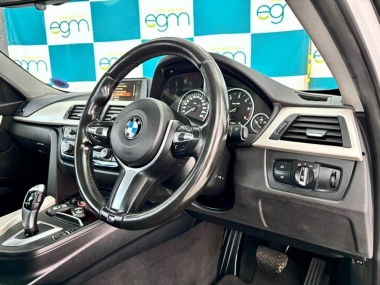 17323BMWAuto010-th.jpg