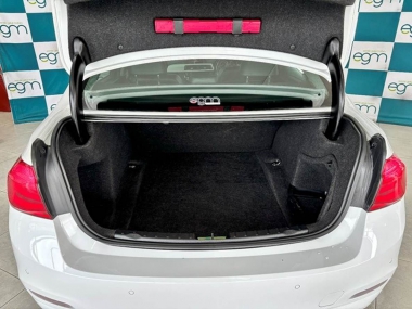17323BMWAuto020-th.jpg