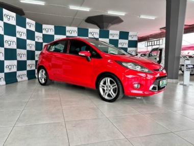 2011 Ford Fiesta 1.6 Sport 5 Door - ABS,AIRCON,ELECTRIC WINDOWS,AIRBAGS,ALARM,FULL-SERVICE RECORD,RADIO,BLUETOOTH,USB,AUX,CD,SPARE KEYS. Finance available, trade-ins welcome, T&C'S apply!!!