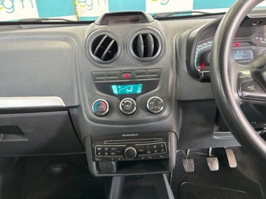 17399ChevroletUtilityAircon009-th.jpg