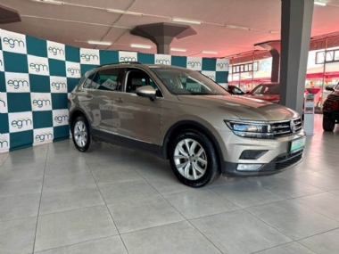 2017 Volkswagen (VW) Tiguan 2.0 TDi Comfortline 4Motion DSG  - ABS,AIRCON,CLIMATE CONTROL,ELECTRIC WINDOWS,LEATHER SEATS,PARK DISTANCE CONTROL,XENON LIGHTS,SUNROOF,AIRBAGS,ALARM,CRUISE CONTROL,PARTIAL-SERVICE RECORD,RADIO,BLUETOOTH,USB,AUX,CD,HEATED SEATS,SPARE KEYS. Finance available, Trade-ins welcome, Delivery country wide, T&C'S apply!!!
