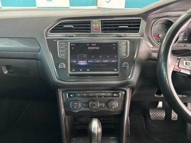 17433VWPoloComfortline011-th.jpg