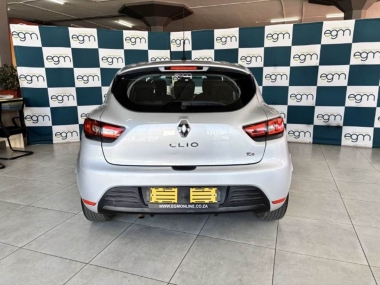 17468RenaultClioAuthentique017-th.jpg