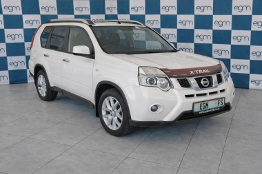 17664NissanXtrail001-1-th.jpg