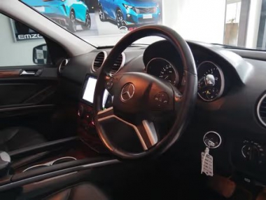 17704Mercedes-BenzML013-th.jpg