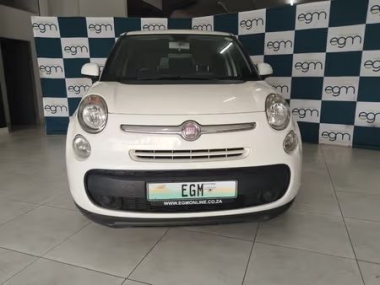 17720-2017Fiat500L002-th.jpg