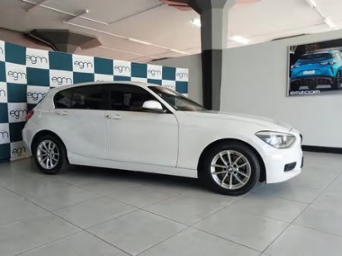 2013 BMW 1 Series 118i 5-dr Urban Auto - ABS,AIRCON,ELECTRIC WINDOWS,LEATHER SEATS,PARK DISTANCE CONTROL,XENON LIGHTS,SUNROOF,AIRBAGS,CRUISE CONTROL,PARTIAL-SERVICE RECORD,RADIO,BLUETOOTH,CD, Finance available, Trade-ins welcome, Delivery country wide, T&C'S apply!!!

