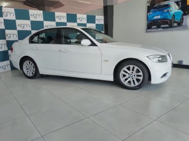 2007 BMW 3 Series 320i Auto - ABS,AIRCON,CLIMATE CONTROL,ELECTRIC WINDOWS,LEATHER SEATS,AIRBAGS,ALARM,PARTIAL-SERVICE RECORD,RADIO,CD,SPARE KEYS. Finance available, Trade-ins welcome, Delivery country wide, T&C'S apply!!!