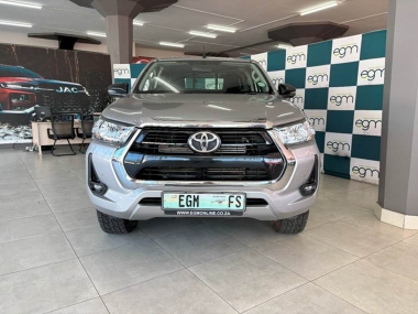 CONSToyotaHilux002-th.jpg